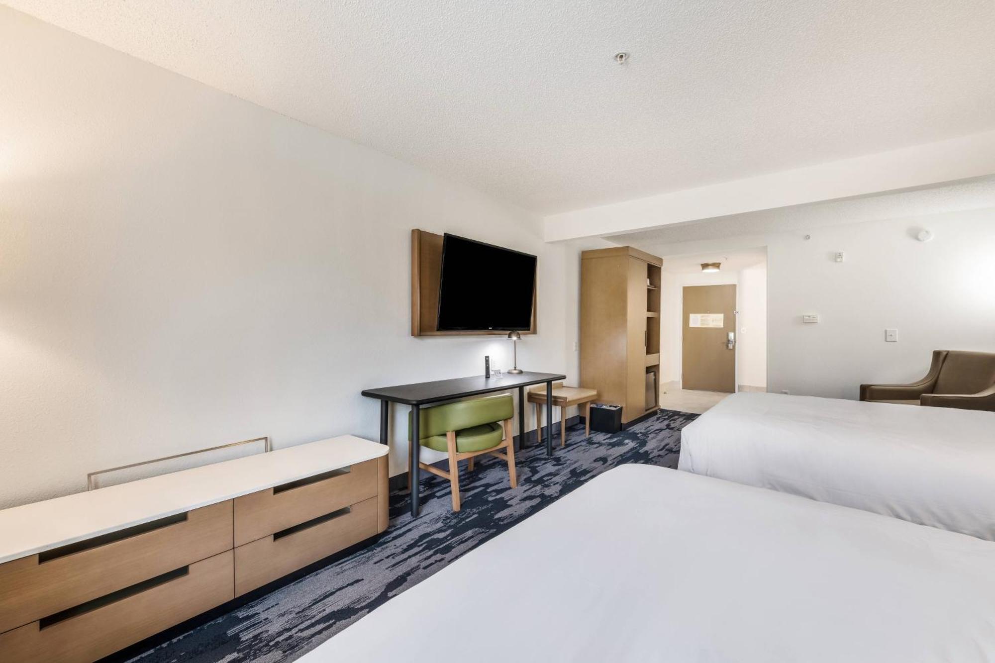 Fairfield By Marriott Inn & Suites Greensboro Coliseum Area Exterior foto