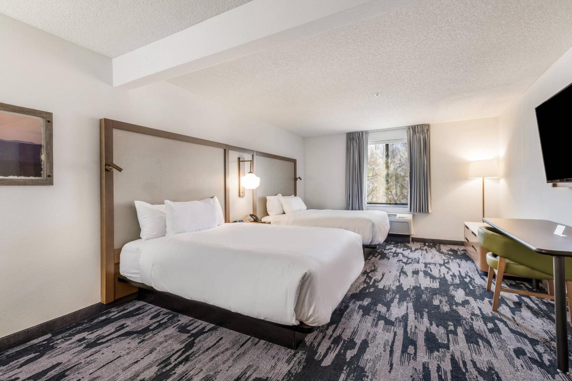 Fairfield By Marriott Inn & Suites Greensboro Coliseum Area Exterior foto